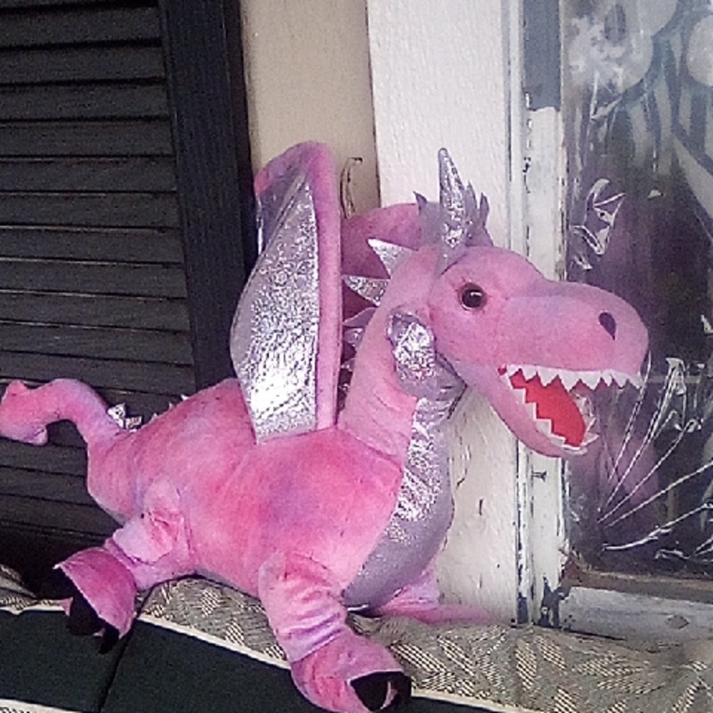 Dinosaur Dragon With Wings Plush Stuffed Animal Toy. NWT.